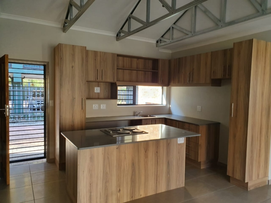 To Let 2 Bedroom Property for Rent in Die Bult North West